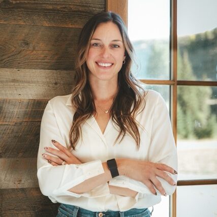 Alexa Ward headshot photo